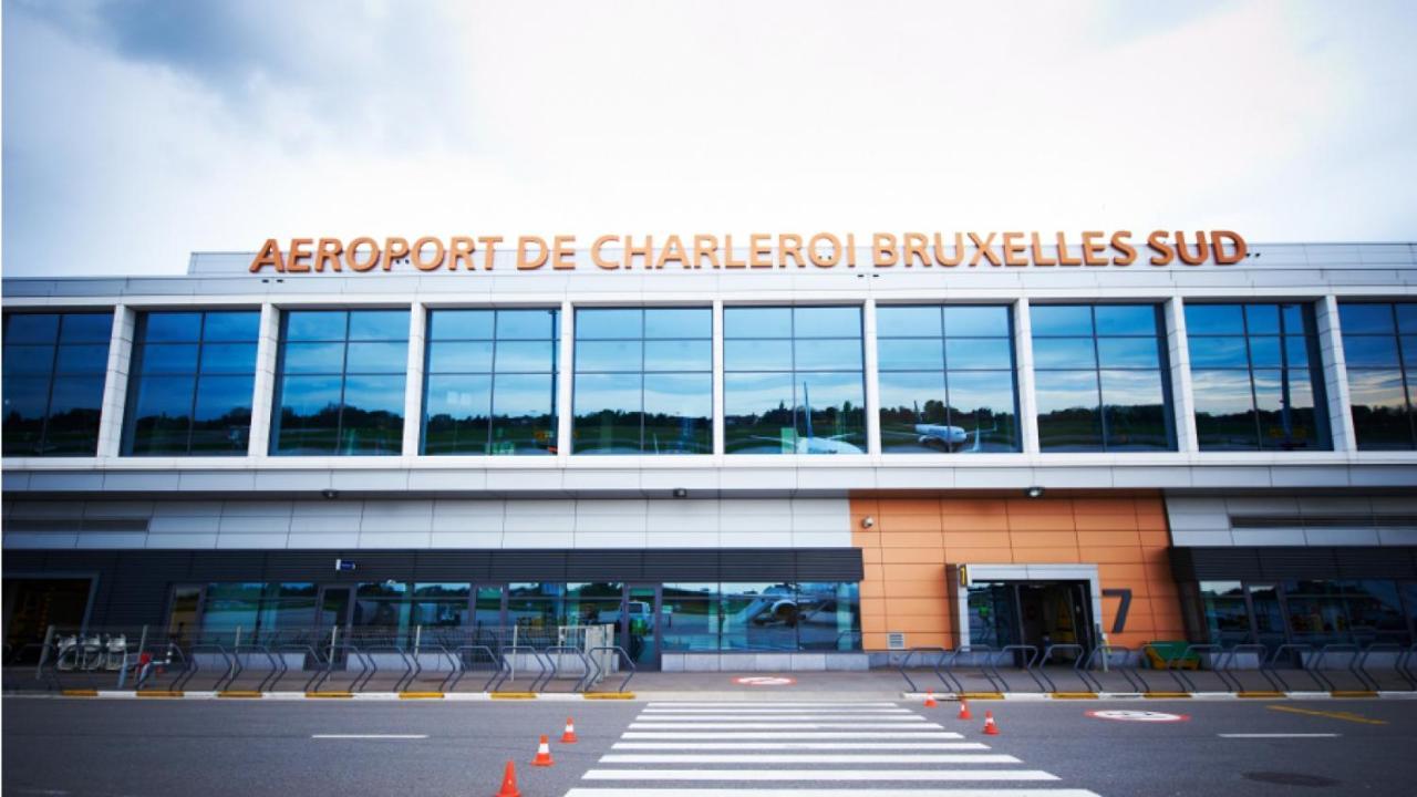 Tirou 5 Centre - Gare - Aeroport Daire Charleroi Dış mekan fotoğraf